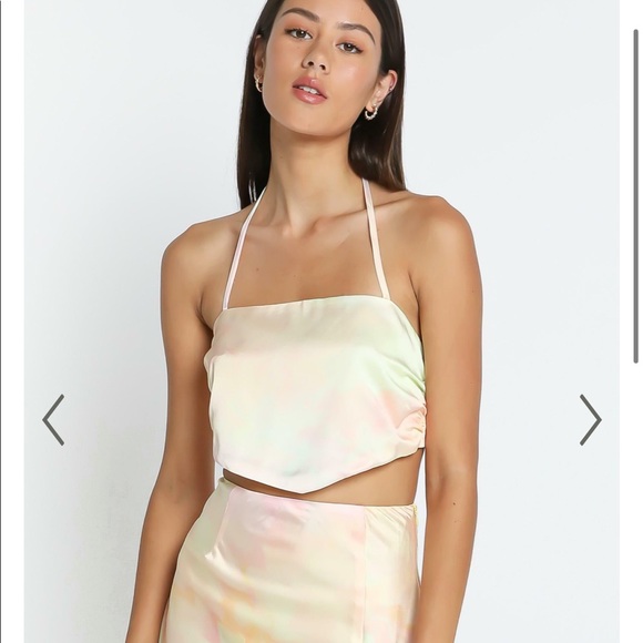 SHOWPO - Halter top, open back - IN YELLOW TIE DYE - Picture 6 of 7